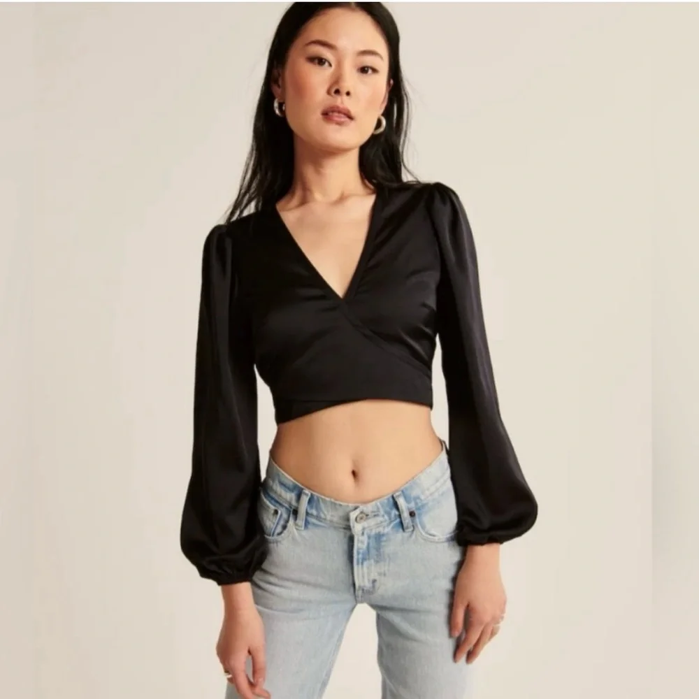 Abercrombie & Fitch Black Satin Wrap Tie Back Puff Sleeve Crop Top Size Small
